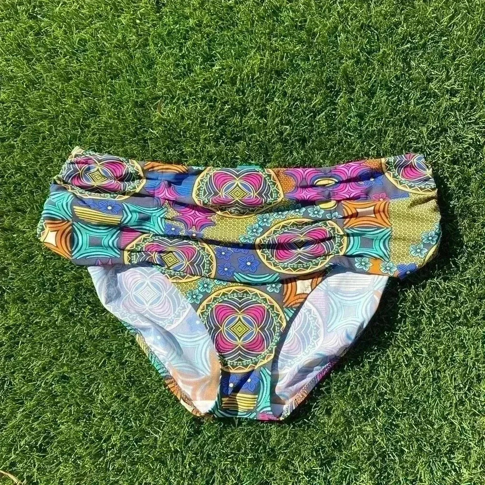 SHAN bikini bottoms size 14